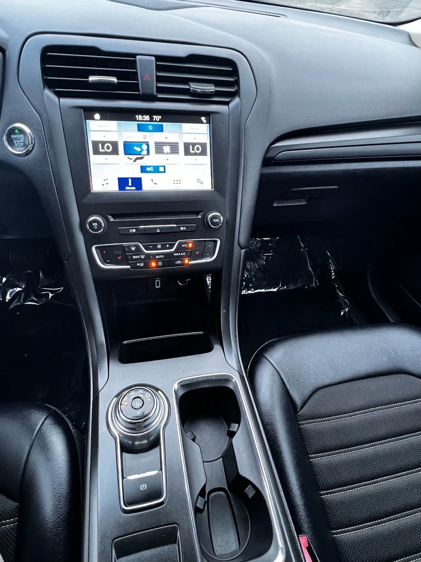 Used 2018 Ford Fusion SE w/ Equipment Group 201A image 40