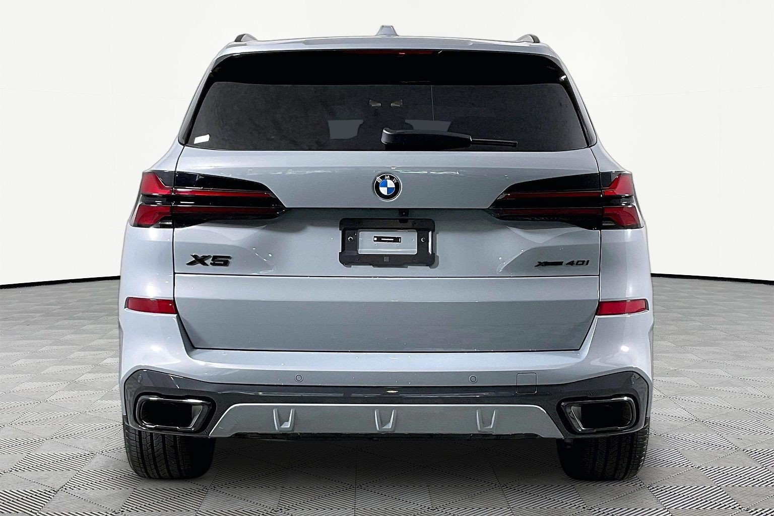 Certified 2026 BMW X5 xDrive40i w/ M Sport Package AWD/4WD image 6