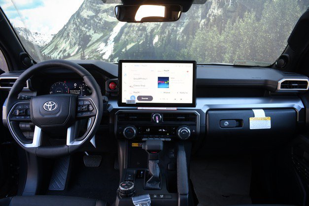 New 2026 Toyota 4Runner TRD Off-Road Premium AWD/4WD image 9