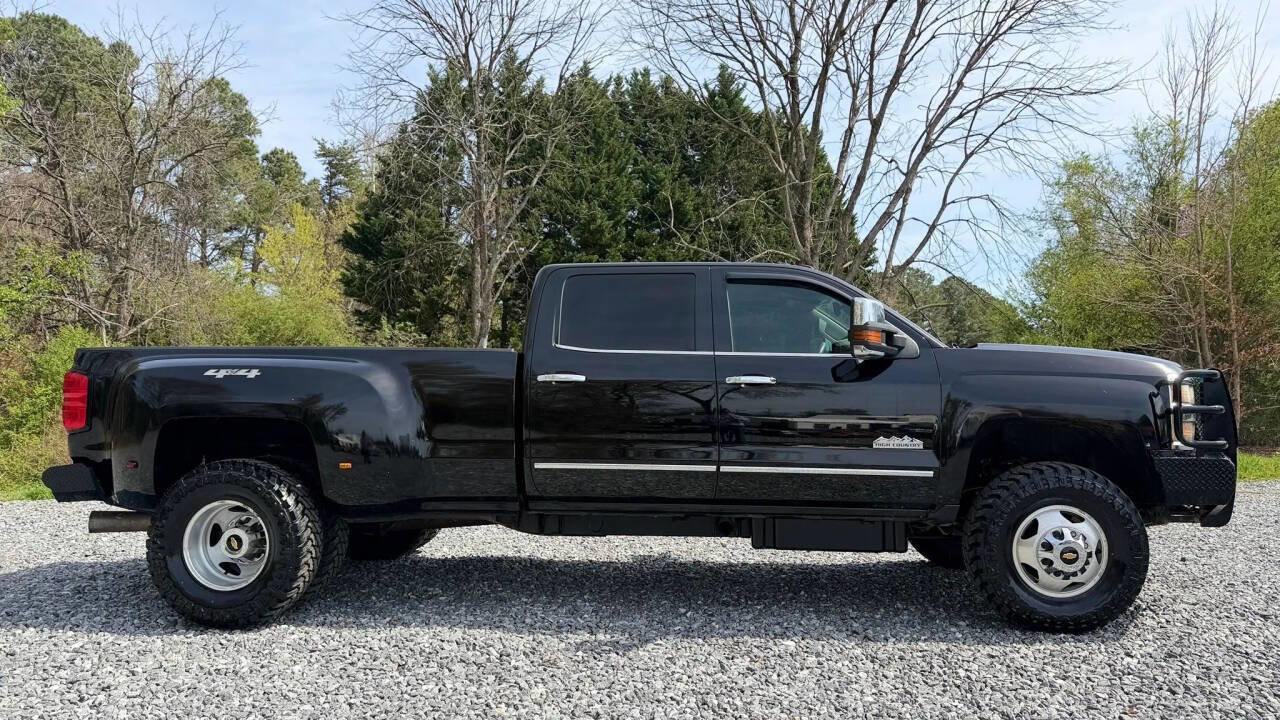 Used 2015 Chevrolet Silverado 3500 High Country w/ Duramax Plus Package image 9