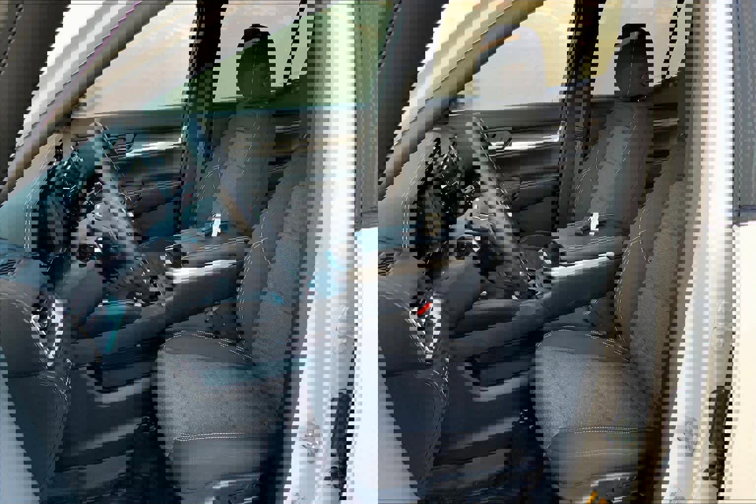 Used 2025 GMC Terrain Elevation image 8