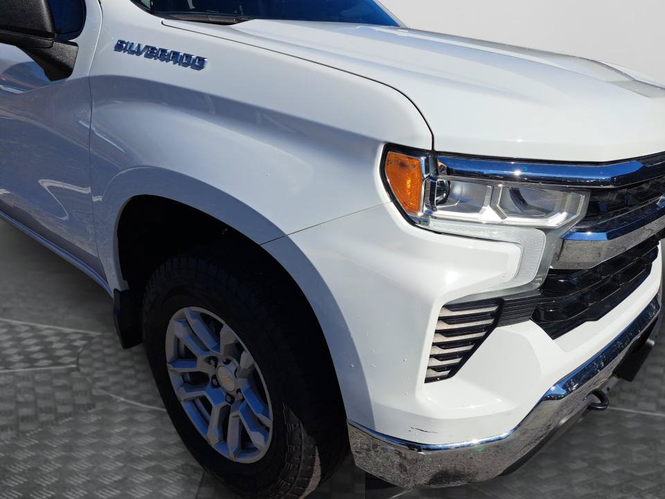 Used 2023 Chevrolet Silverado 1500 LT AWD/4WD image 14