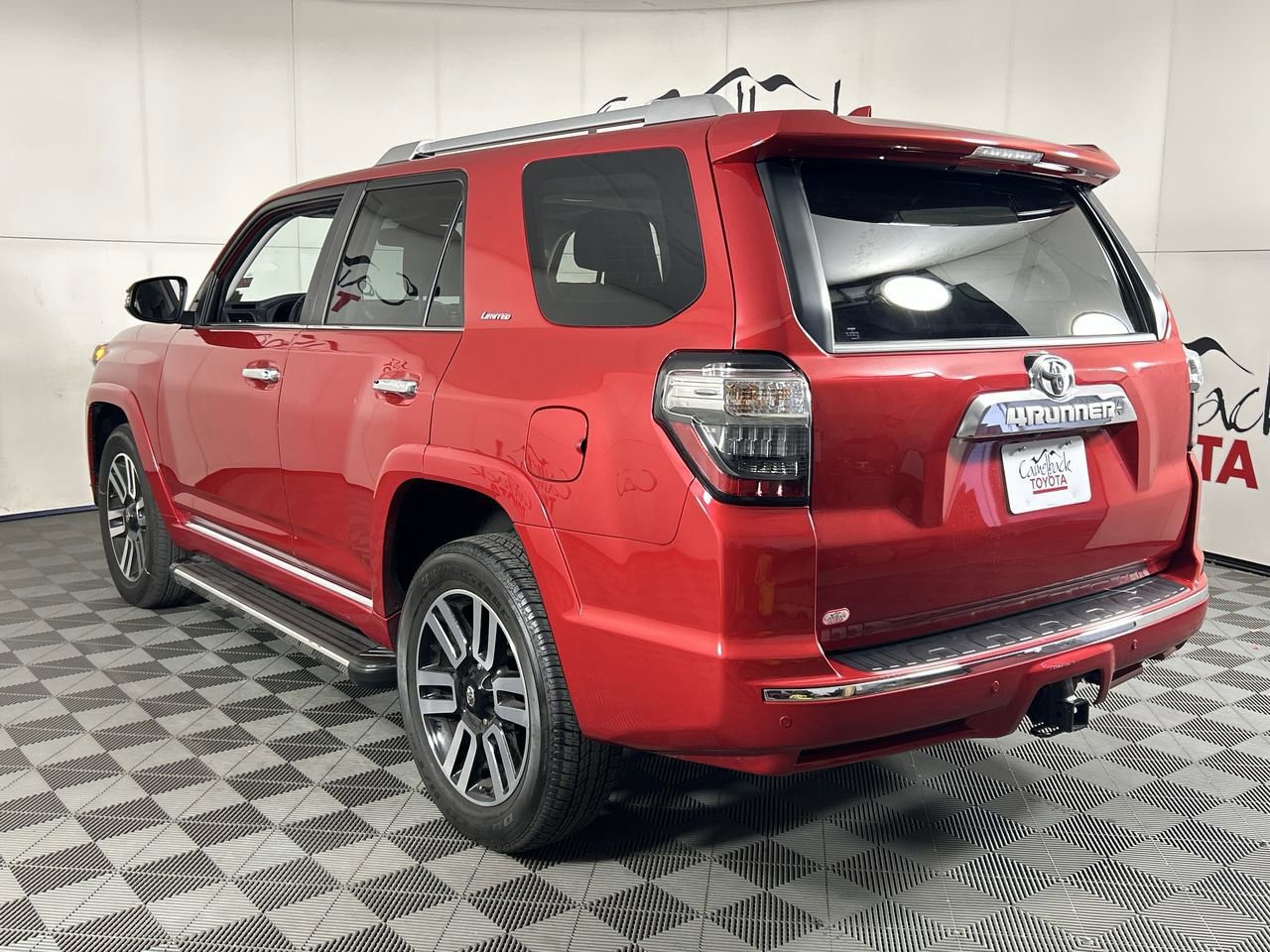 Used 2023 Toyota 4Runner Limited image 5