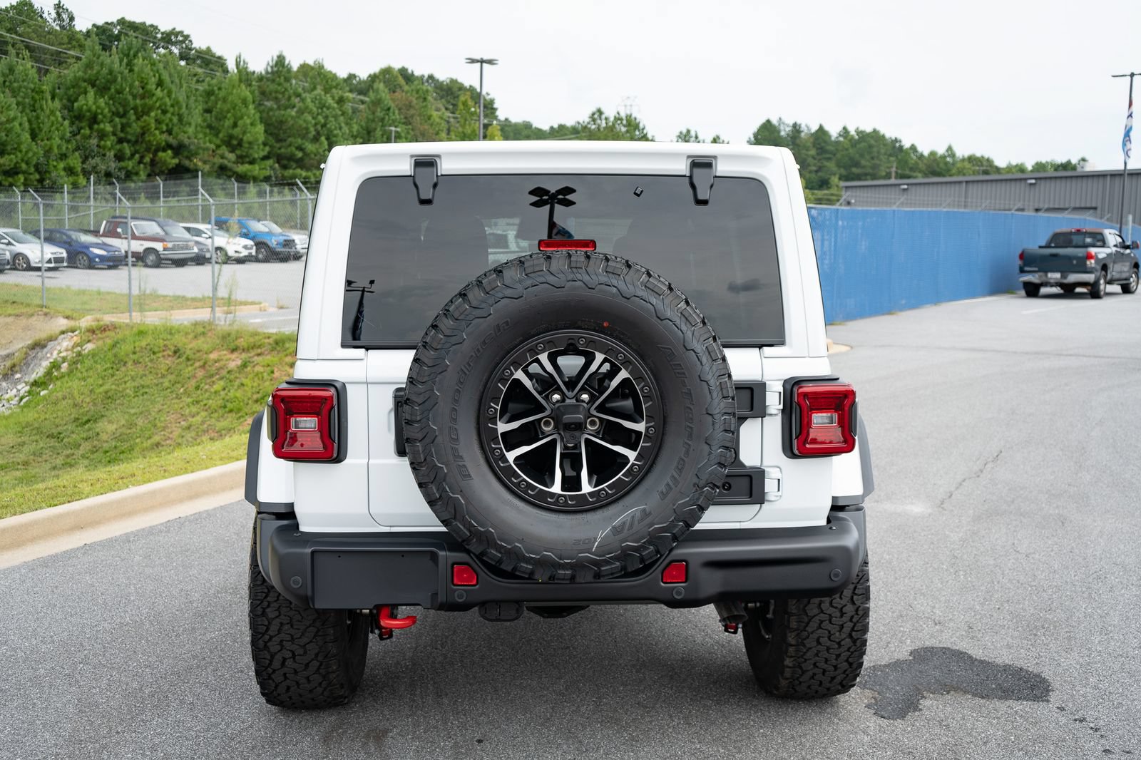 New 2026 Jeep Wrangler Unlimited Rubicon AWD/4WD image 18