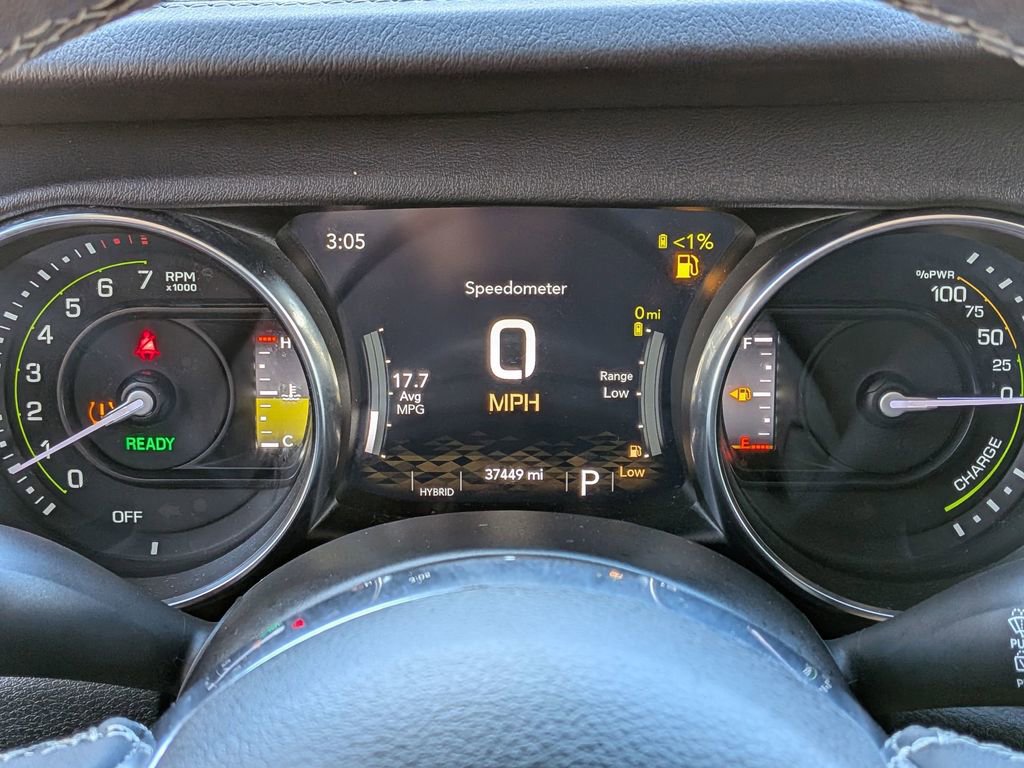 Used 2023 Jeep Wrangler Unlimited Sahara w/ Cold Weather Group AWD/4WD image 14