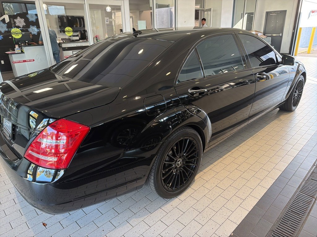 Used 2010 Mercedes-Benz S 550 image 4