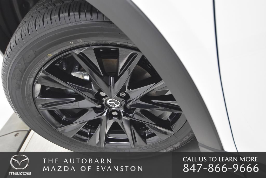 New 2025 MAZDA CX-5 Carbon Edition image 32