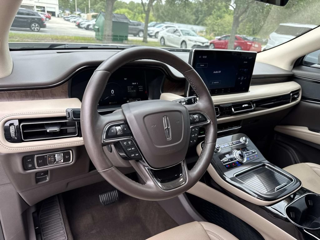 Certified 2023 Lincoln Nautilus Reserve AWD/4WD image 33