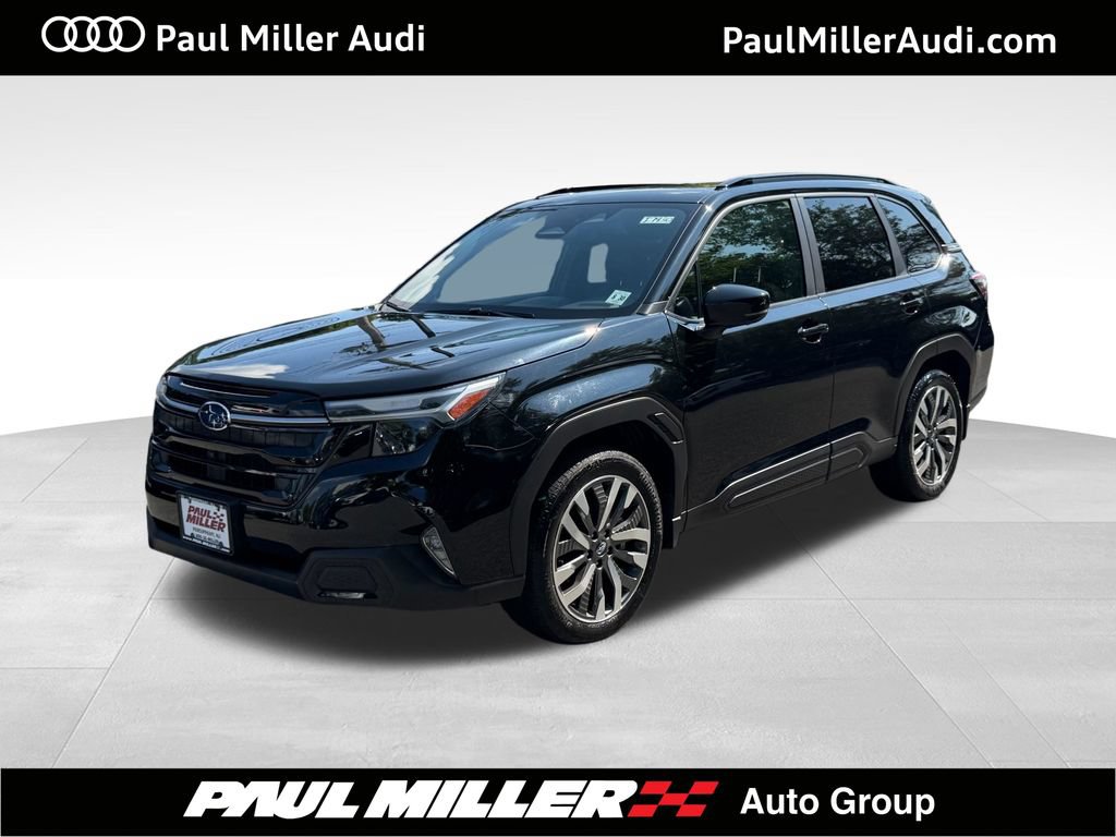 Used 2025 Subaru Forester Touring AWD/4WD image 1