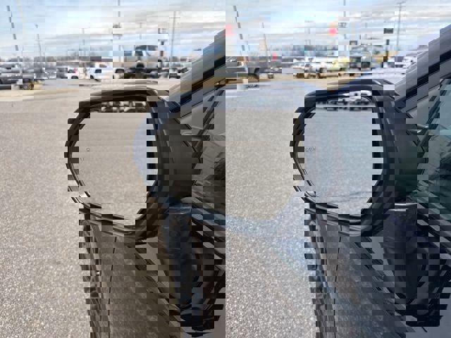 Used 2026 Toyota Camry SE w/ Convenience Package image 7