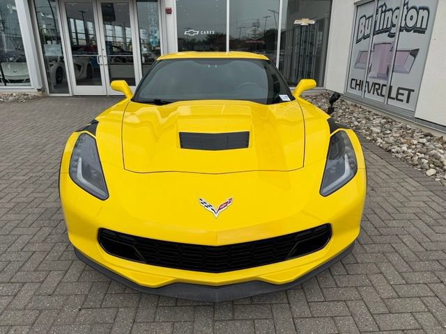 Used 2018 Chevrolet Corvette Grand Sport w/ Grand Sport Heritage Package RWD image 2