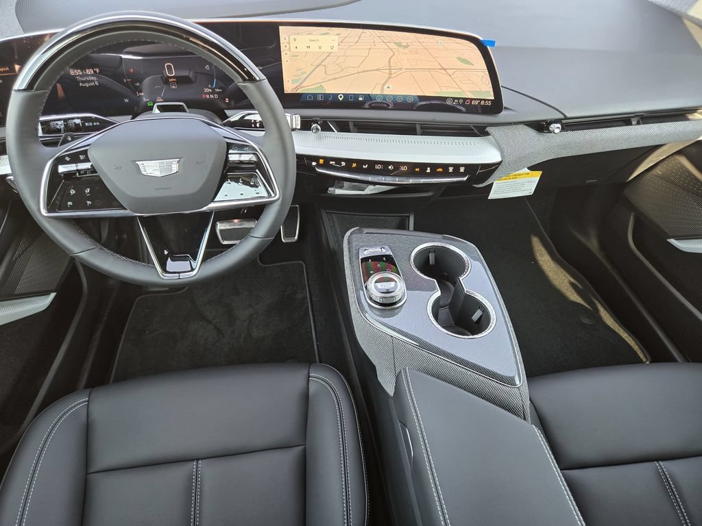 New 2027 Cadillac Optiq Luxury AWD/4WD image 17