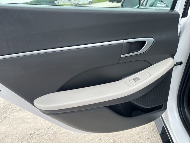 Used 2025 Hyundai Sonata SEL FWD image 18