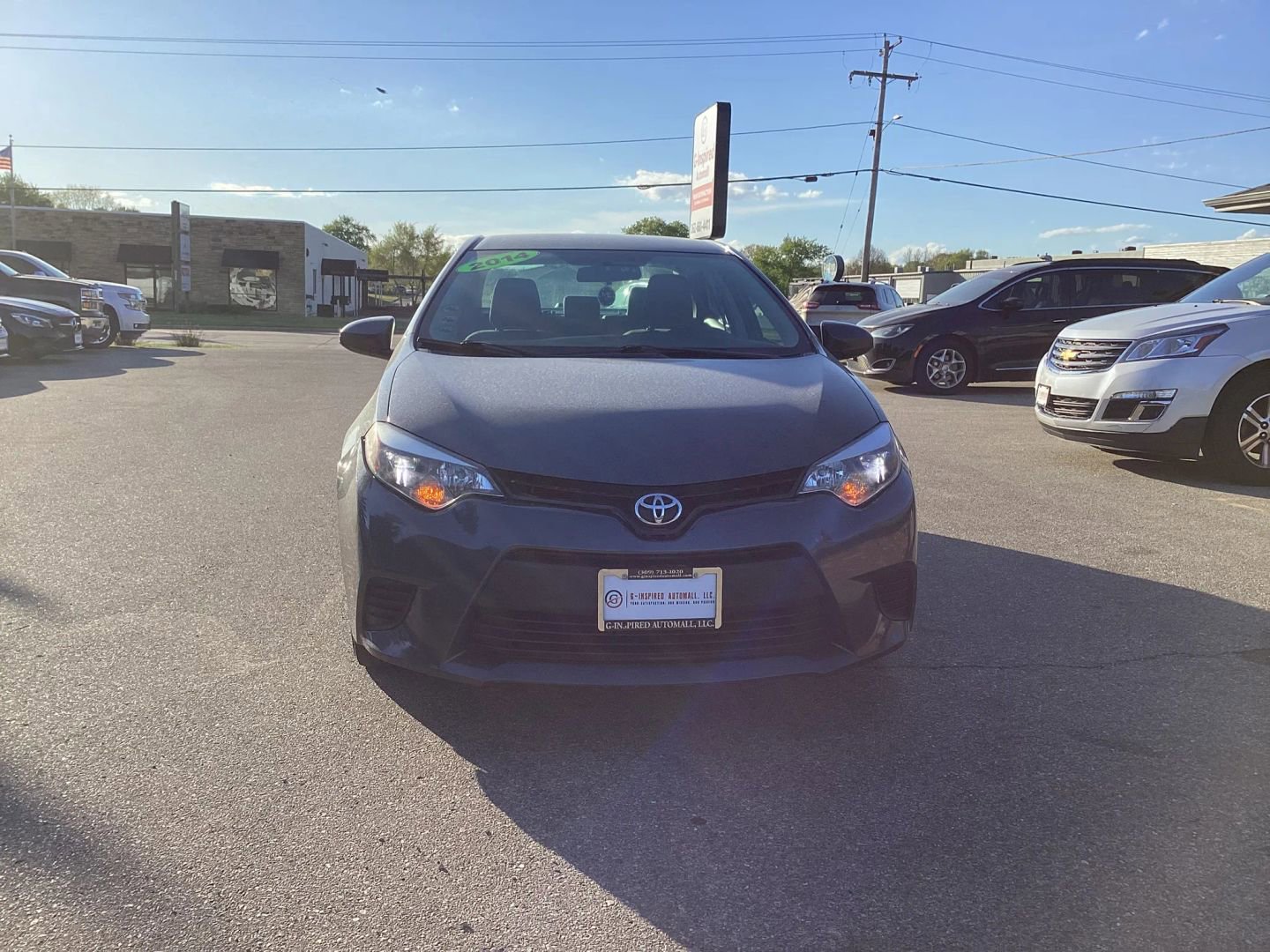 Used 2014 Toyota Corolla LE FWD image 3