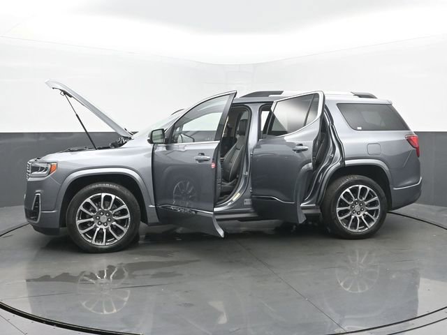 Used 2022 GMC Acadia Denali w/ Denali Ultimate Package AWD/4WD image 56