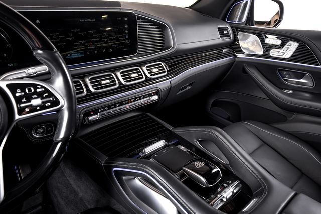 Used 2021 Mercedes-Benz Maybach GLS 600 4MATIC image 33