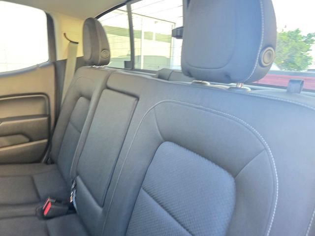 Used 2016 Chevrolet Colorado LT w/ LT Convenience Package RWD image 13