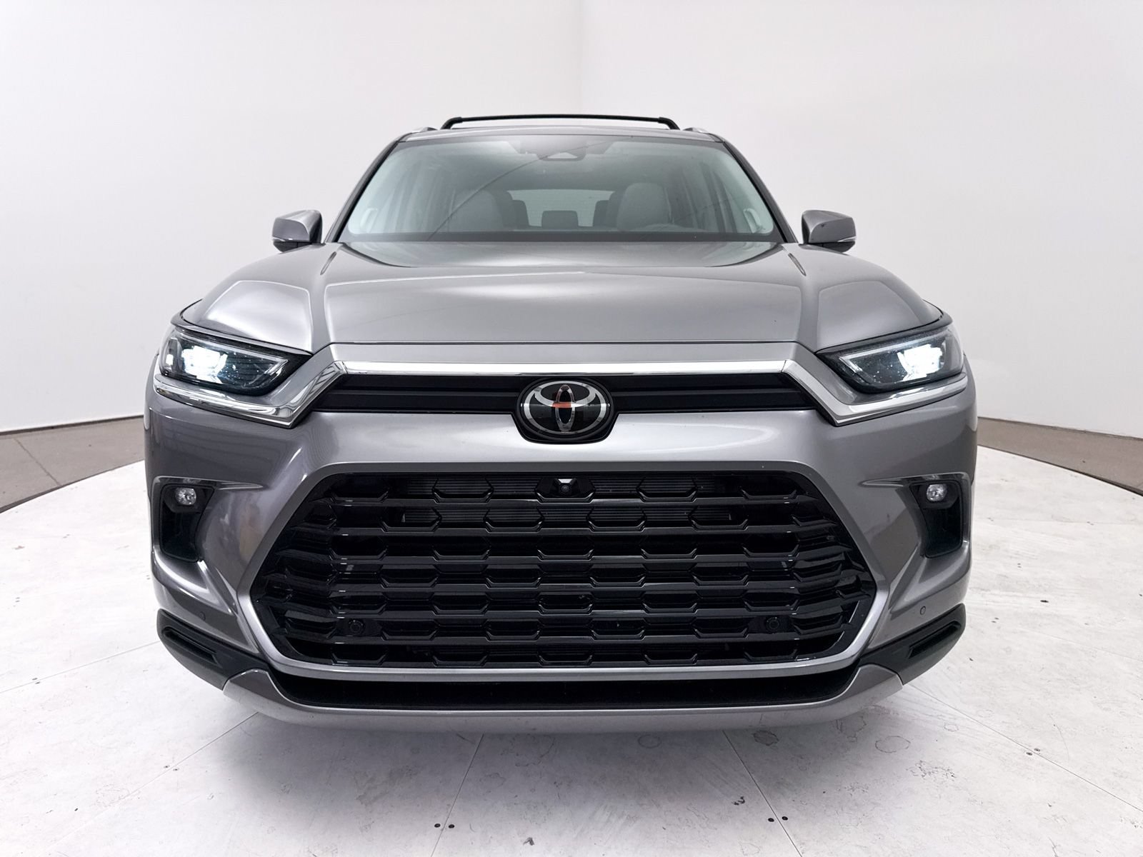 Used 2025 Toyota Grand Highlander FWD image 13