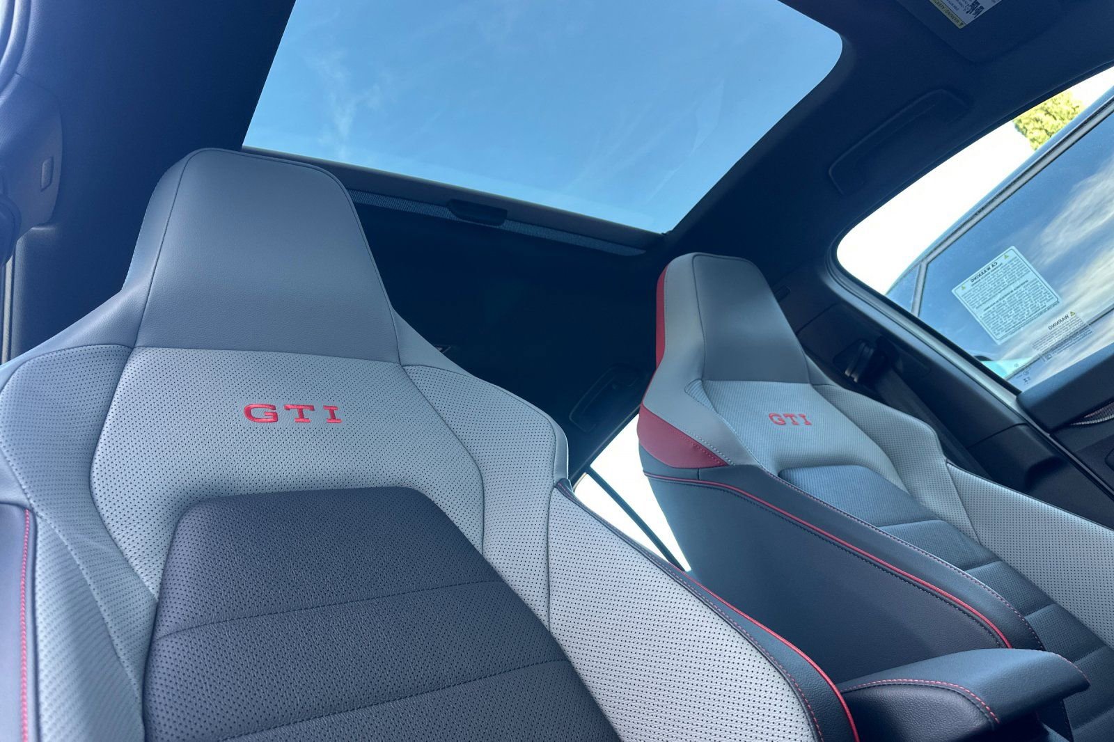 New 2026 Volkswagen GTI SE image 15