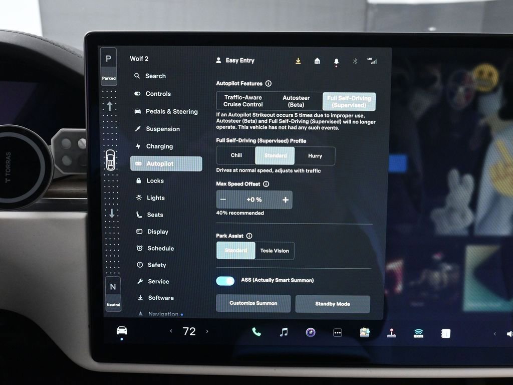 Used 2022 Tesla Model X image 31