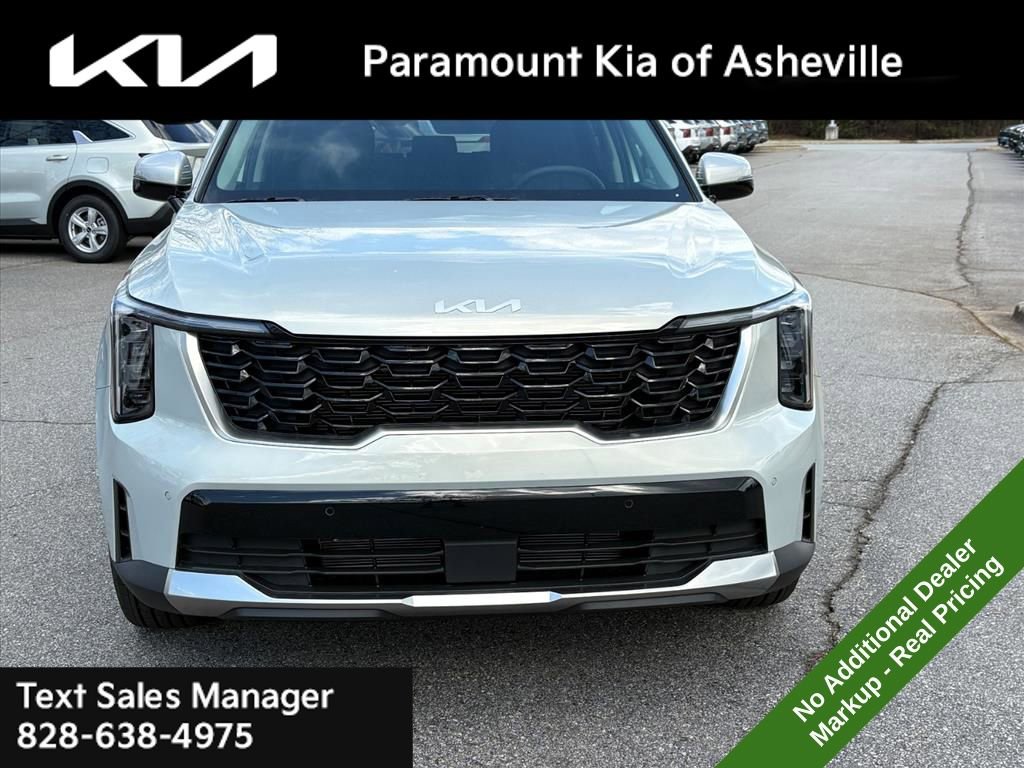 New 2026 Kia Sorento S image 2