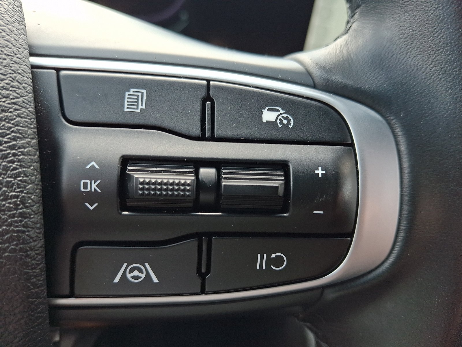 Used 2023 Kia Sportage X-Line AWD/4WD image 21