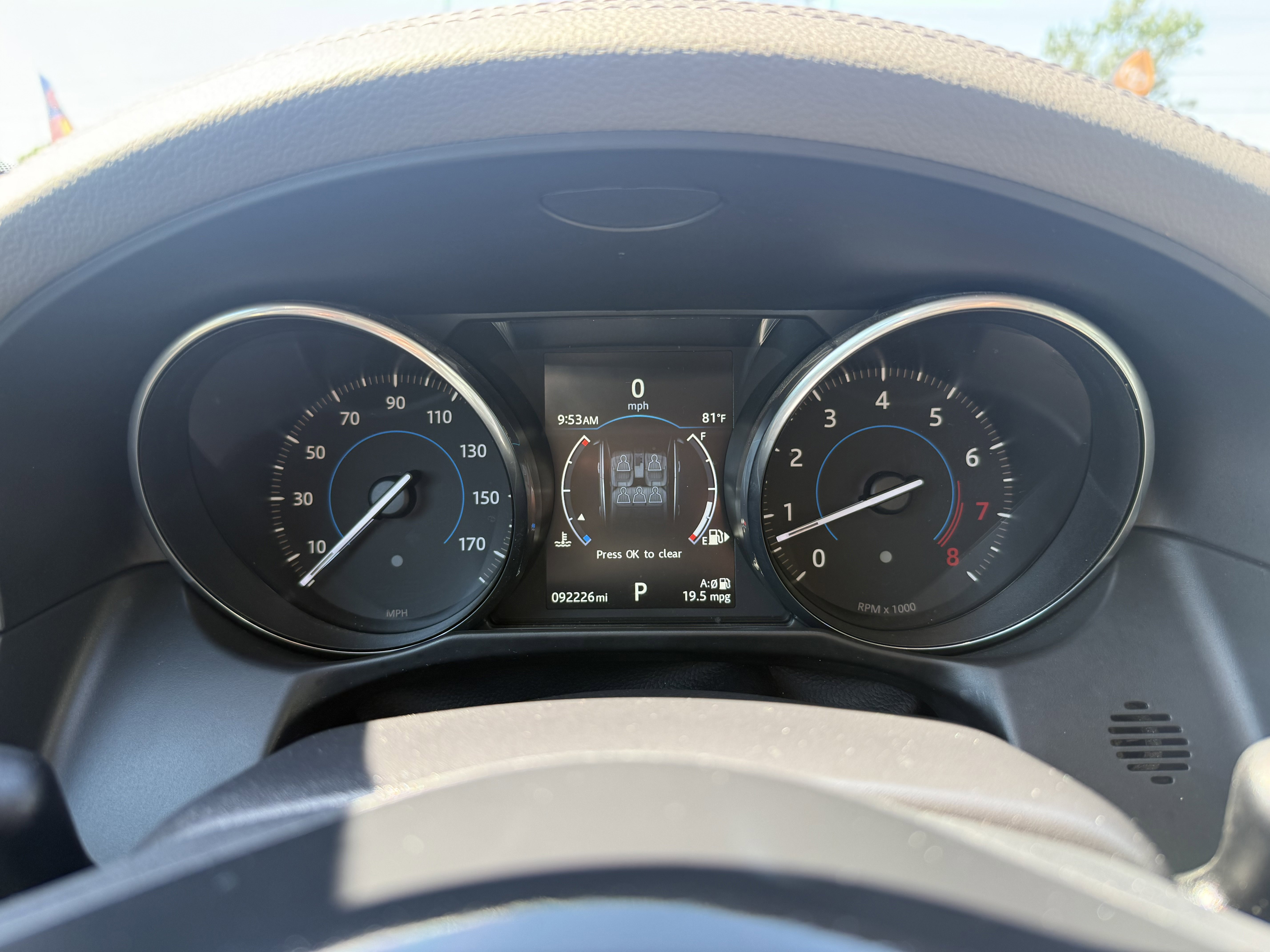 Used 2017 Jaguar XF Premium RWD image 13