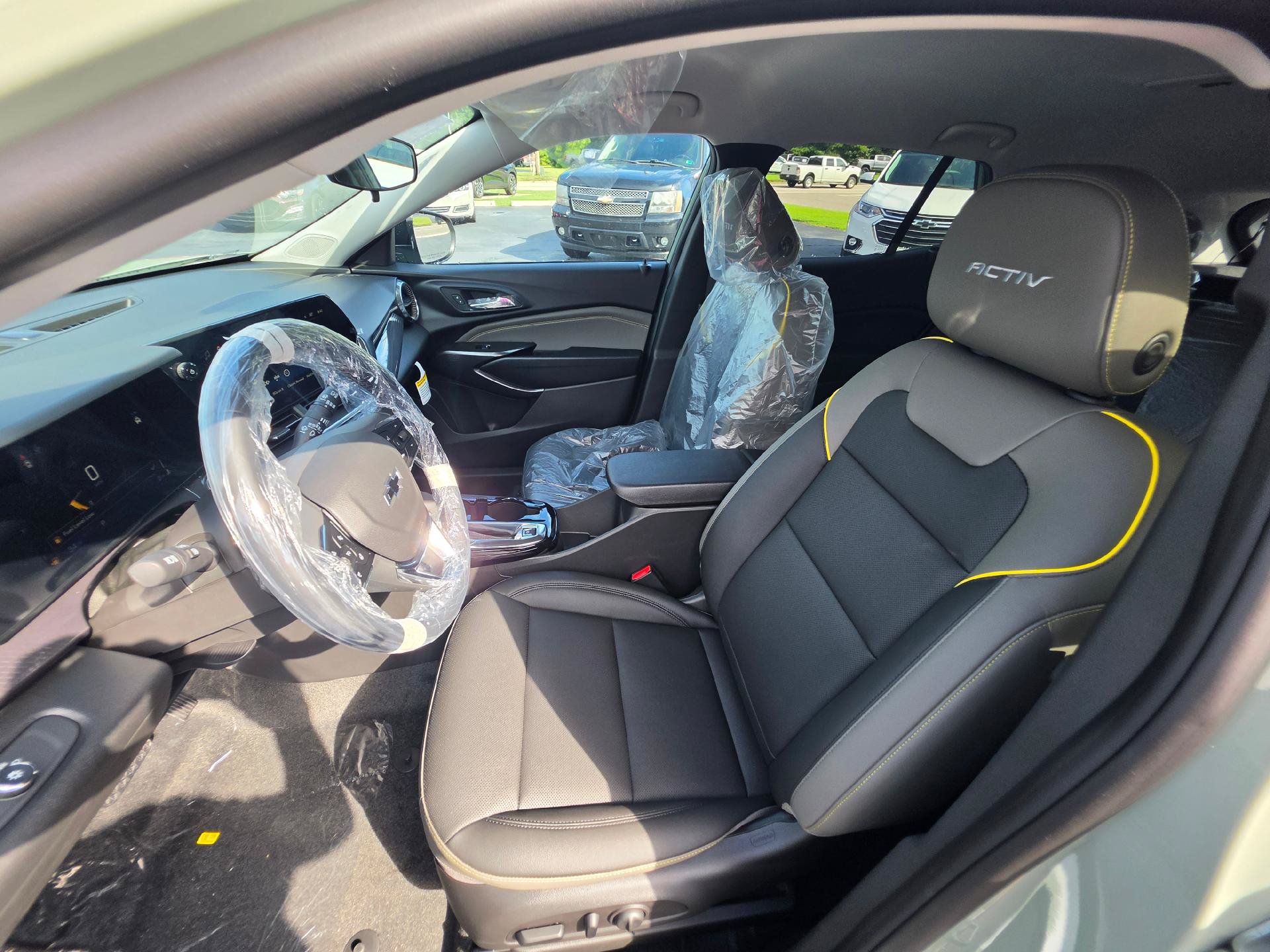 New 2026 Chevrolet Trax ACTIV w/ Driver Confidence Package FWD image 6