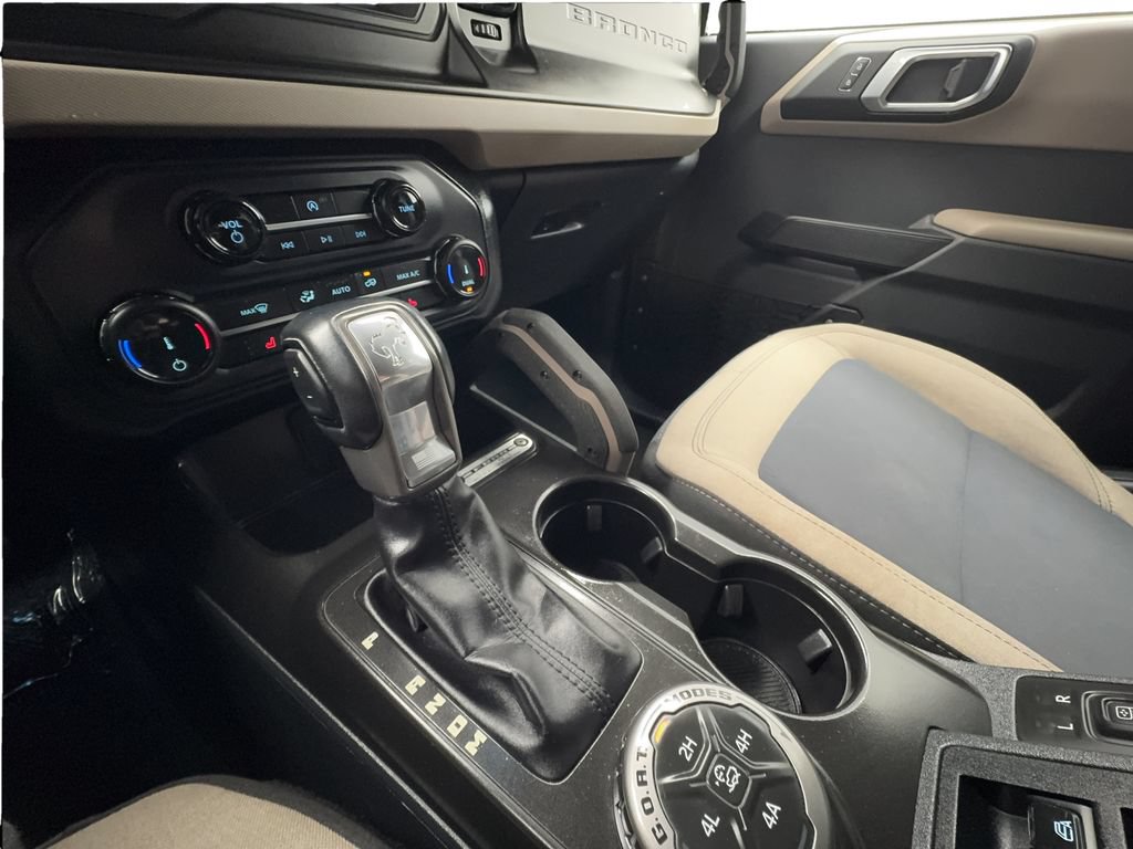 Used 2022 Ford Bronco Big Bend w/ Sasquatch Package AWD/4WD image 46