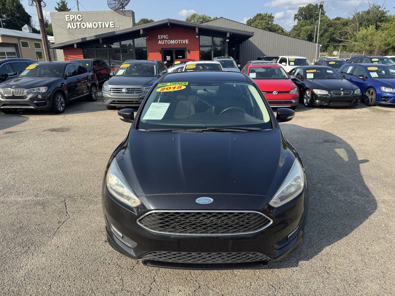 Used 2015 Ford Focus SE w/ SE Sport Package FWD image 12