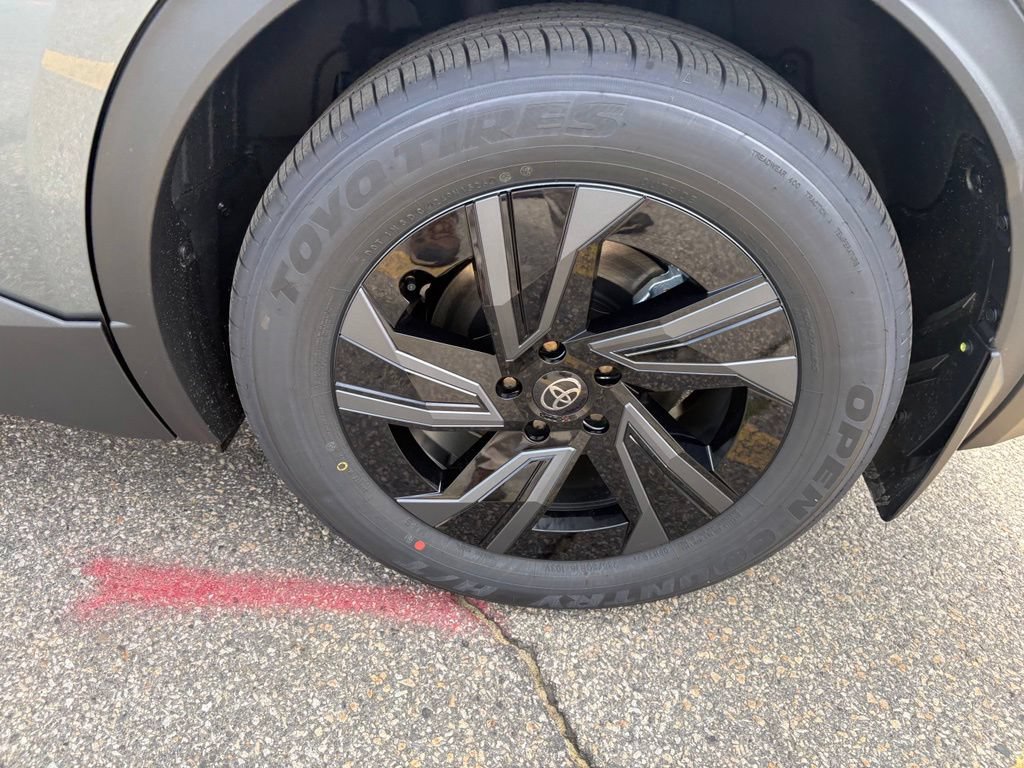 New 2026 Toyota C-HR AWD/4WD image 34