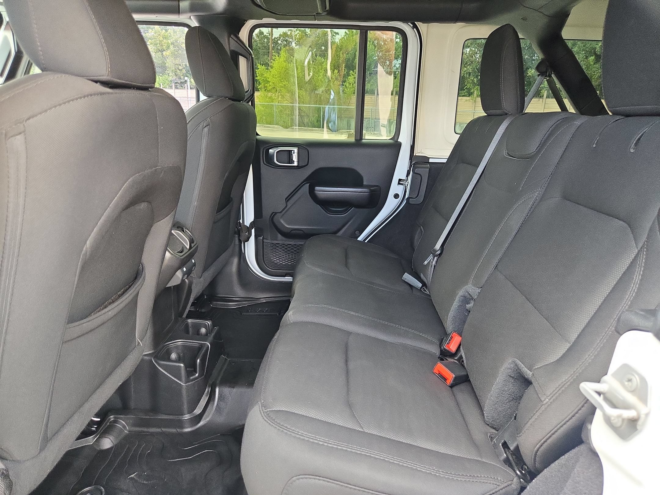 Used 2020 Jeep Wrangler Unlimited Sport AWD/4WD image 14