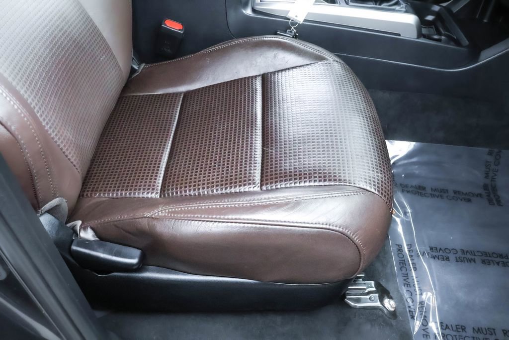 Used 2019 Toyota Tacoma Limited image 35