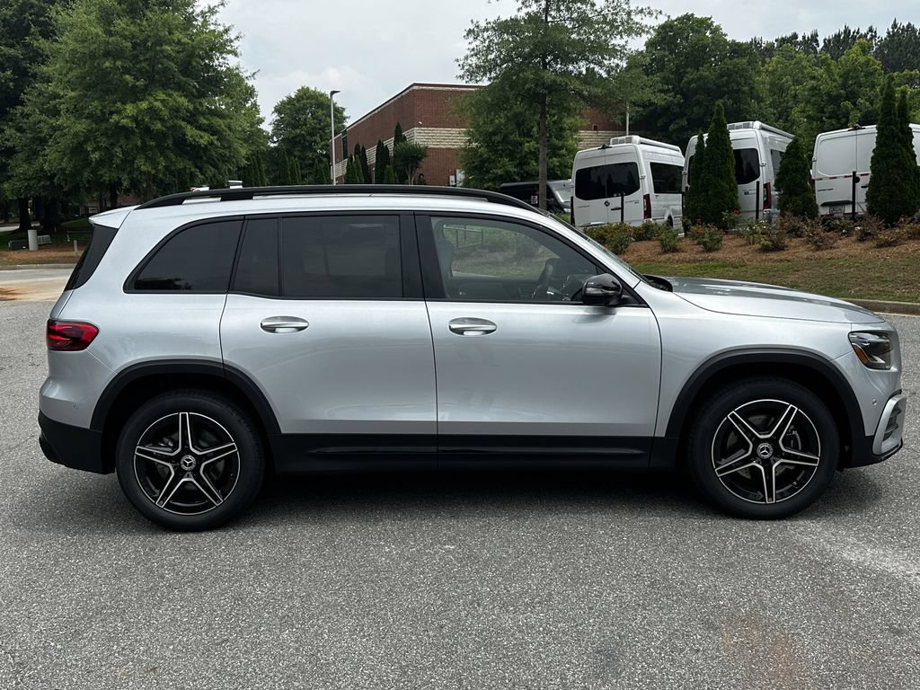 New 2026 Mercedes-Benz GLB 250 image 9