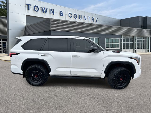 Used 2024 Toyota Sequoia TRD Pro AWD/4WD image 2