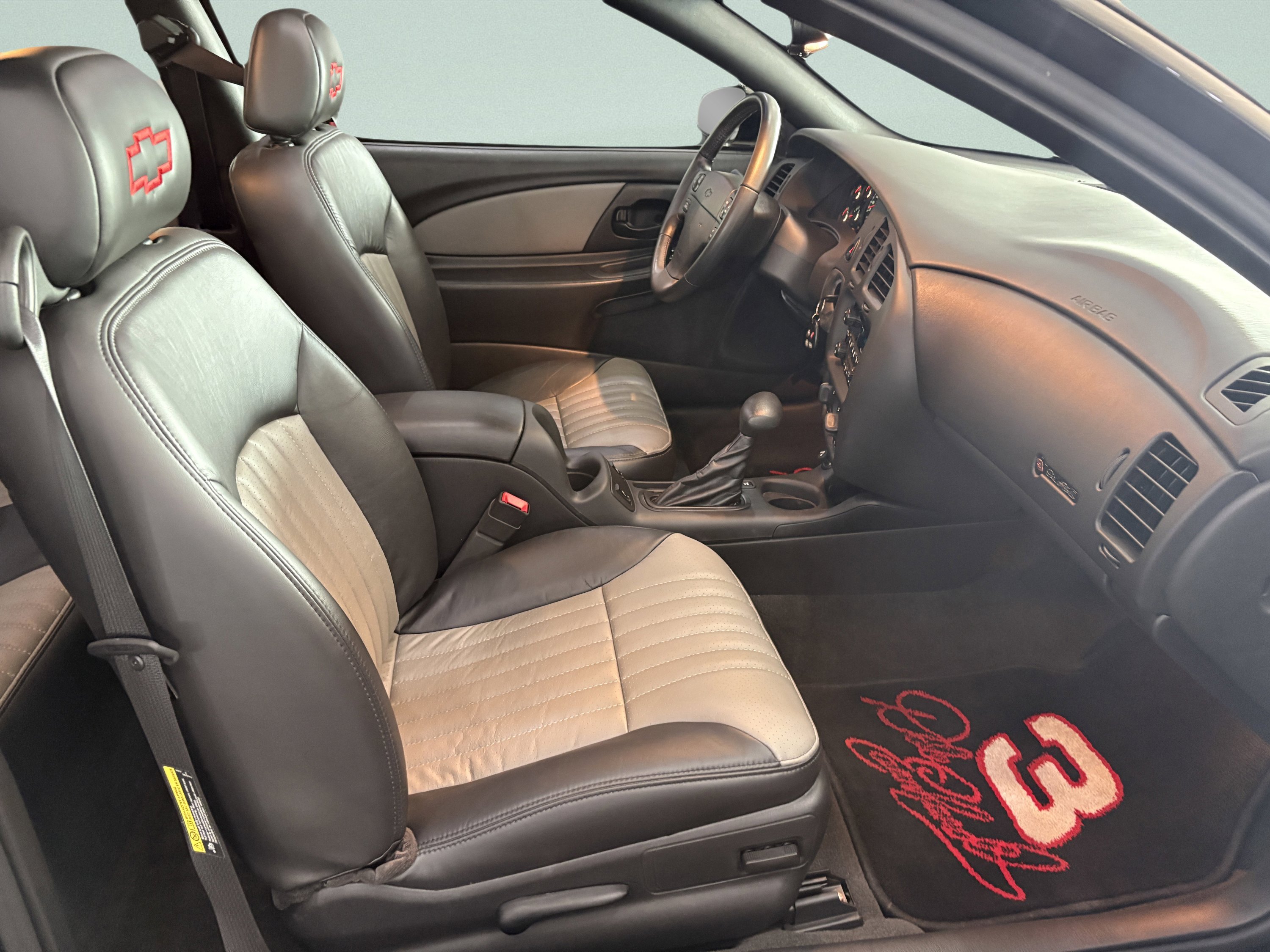 Used 2002 Chevrolet Monte Carlo SS w/ Preferred Equipment Group image 20