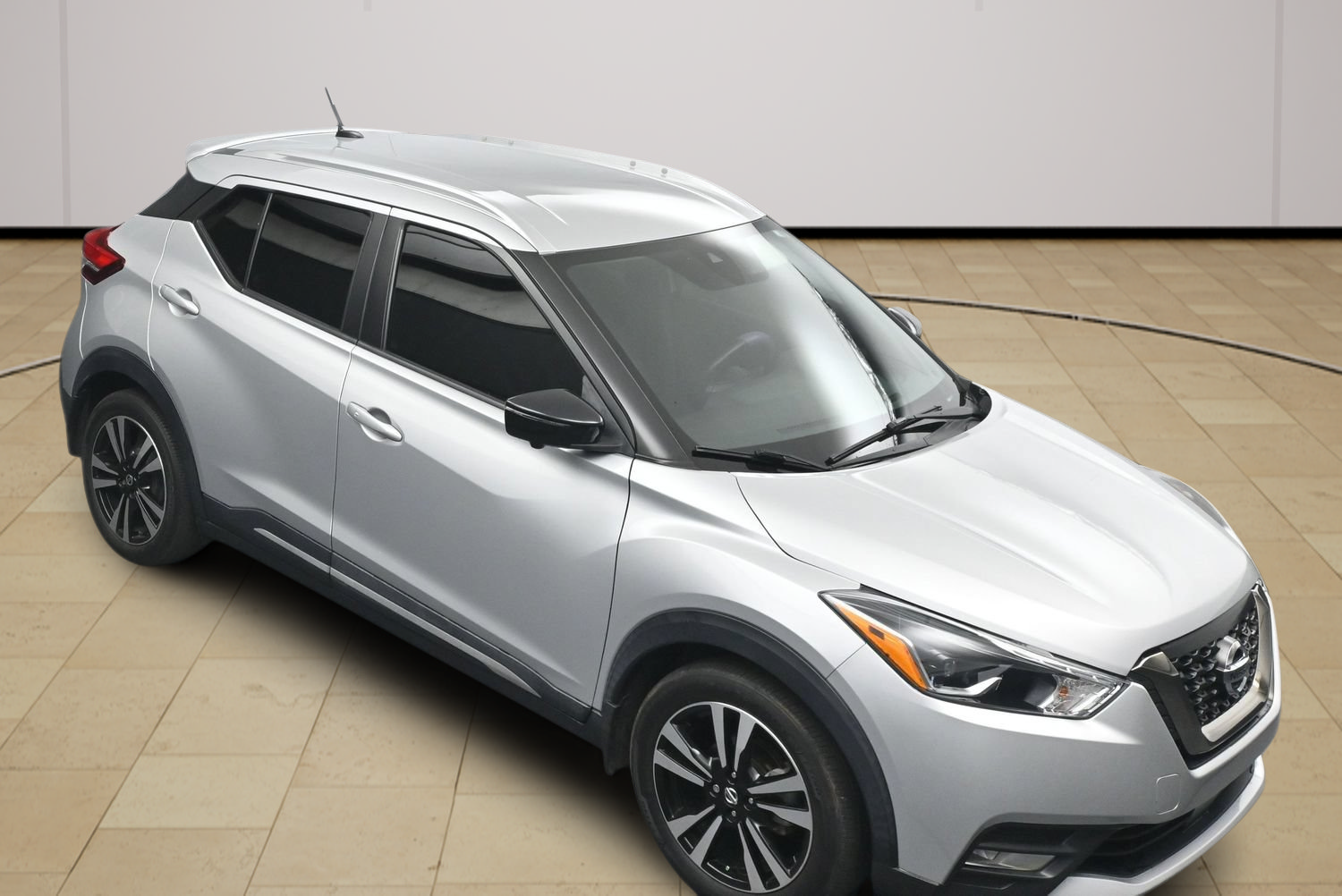 Certified 2020 Nissan Kicks SR w/ SR Premium Package FWD image 31