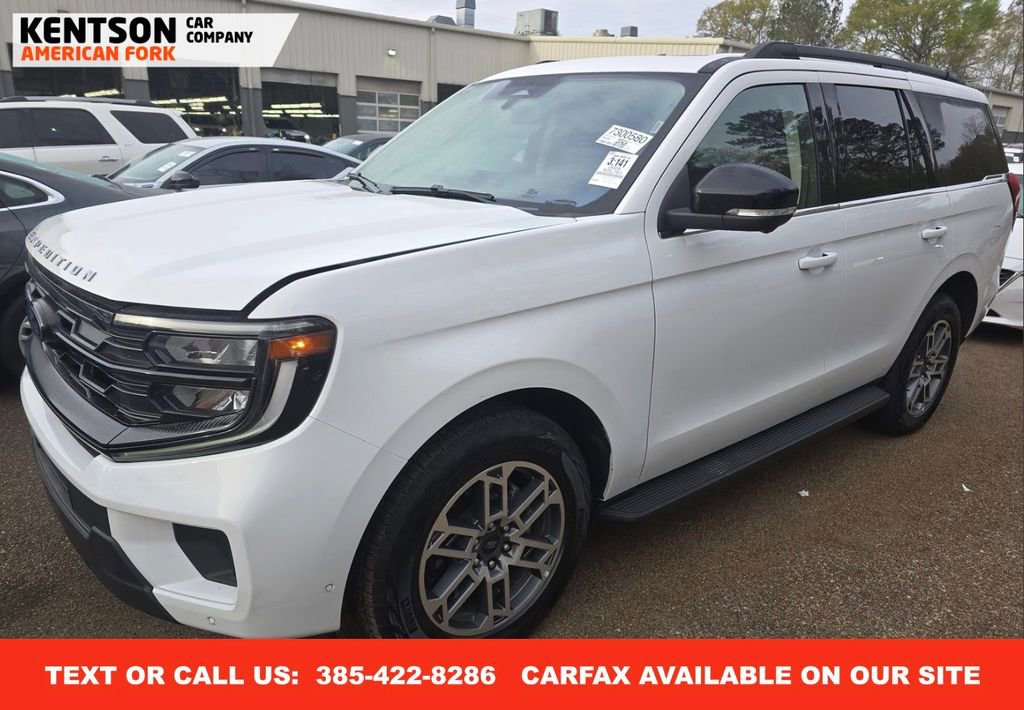 Used 2025 Ford Expedition Active