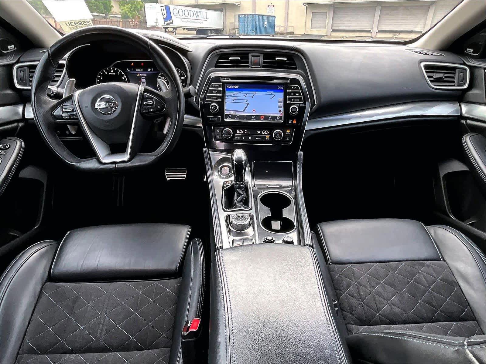 Used 2018 Nissan Maxima SR FWD image 18