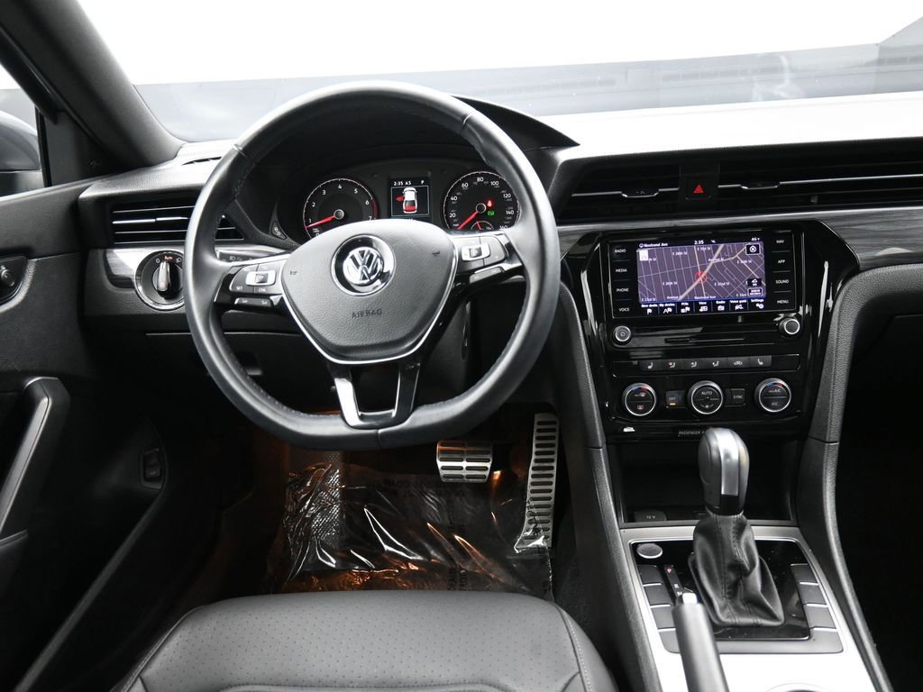 Used 2021 Volkswagen Passat 2.0T R-Line image 20