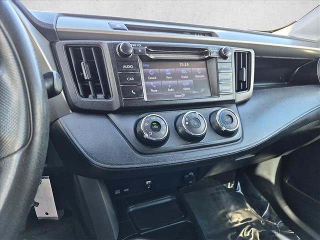 Used 2018 Toyota RAV4 LE w/ All Weather Liner Package FWD image 15