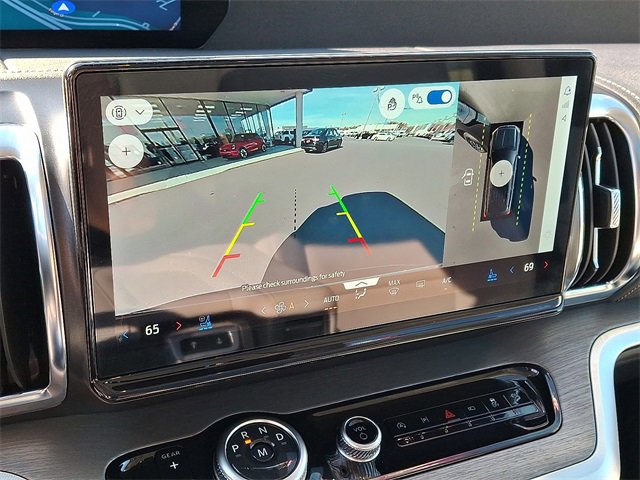 Used 2025 Ford Expedition Max Platinum image 19