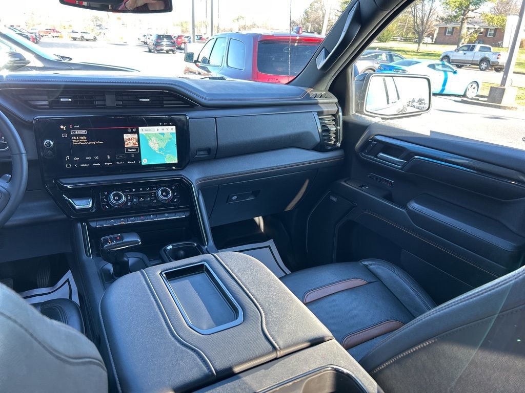 Used 2022 GMC Sierra 1500 AT4 w/ AT4 Preferred Package image 14