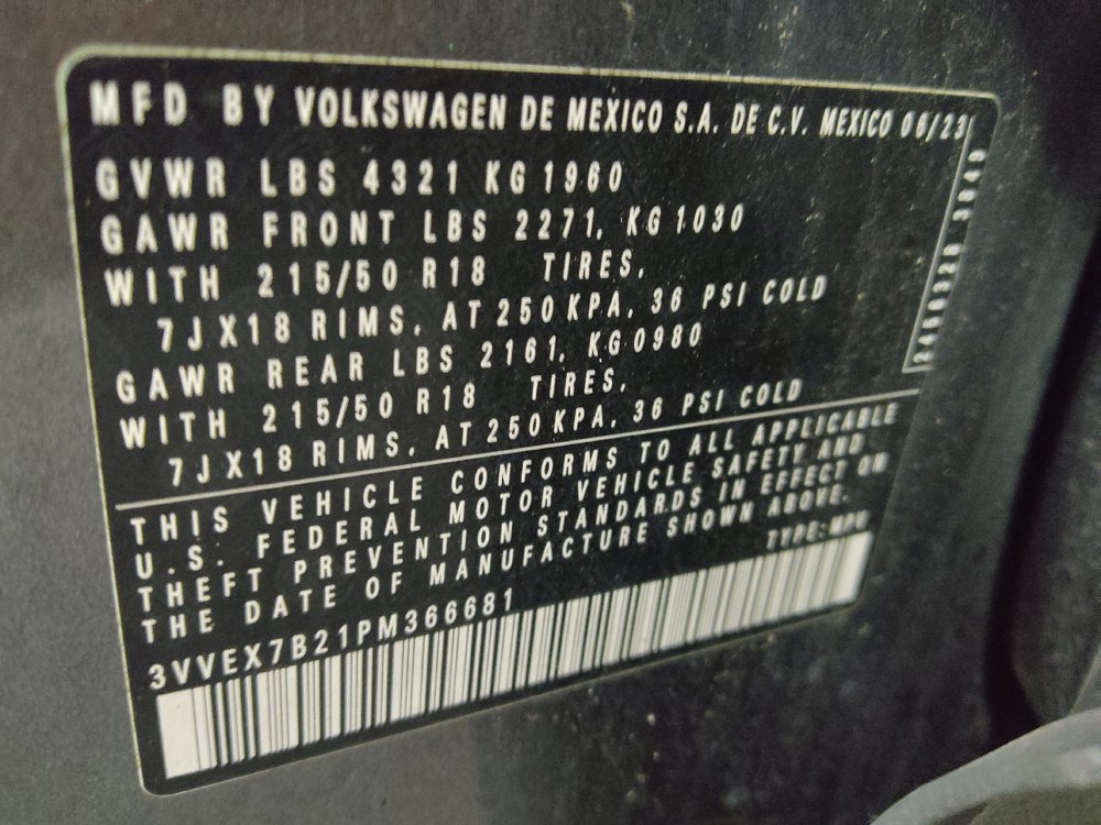 Used 2023 Volkswagen Taos SE w/ Panoramic Sunroof Package FWD image 33