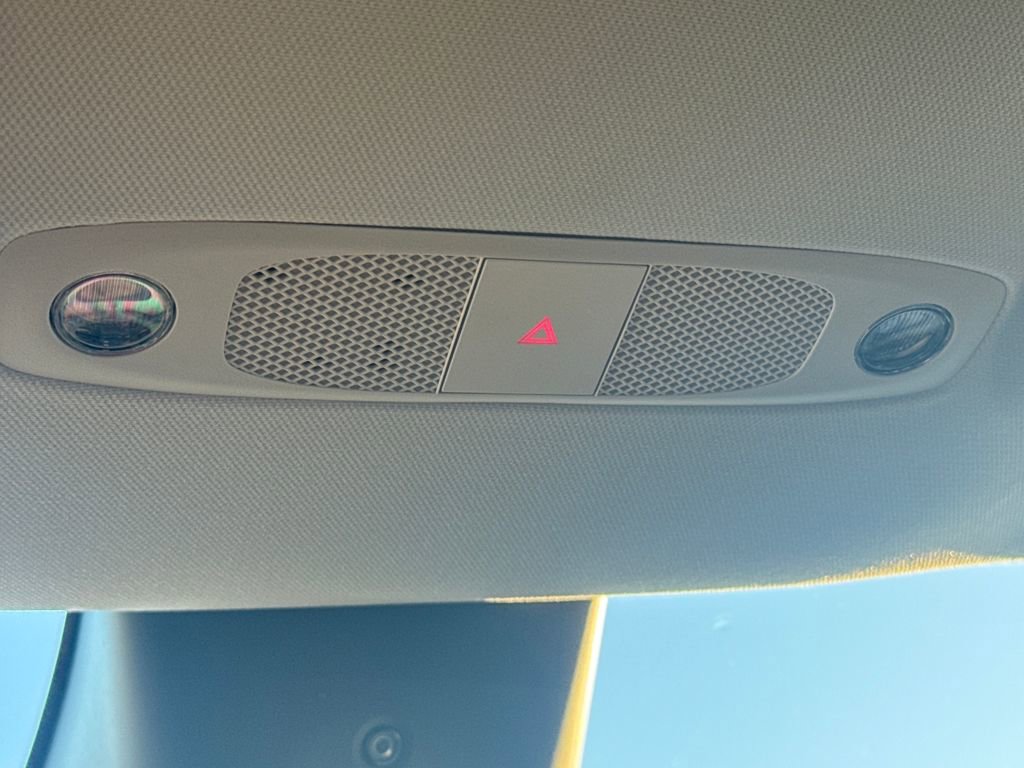 Used 2025 Tesla Model Y Long Range image 34