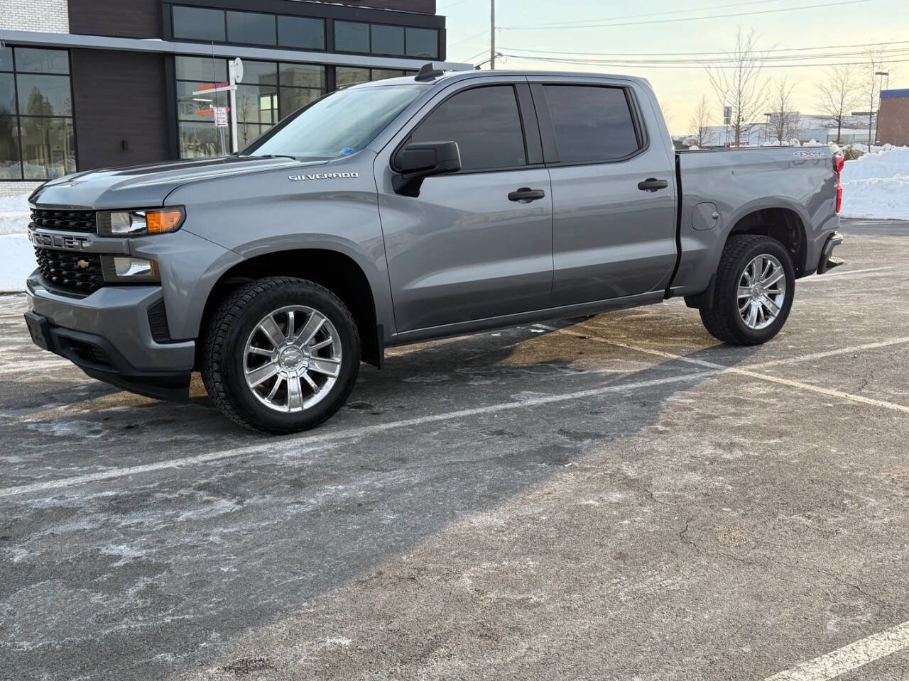 Used 2022 Chevrolet Silverado 1500 Custom image 7
