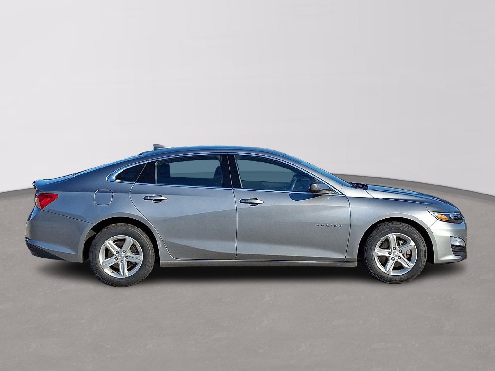 Used 2024 Chevrolet Malibu LT FWD image 7