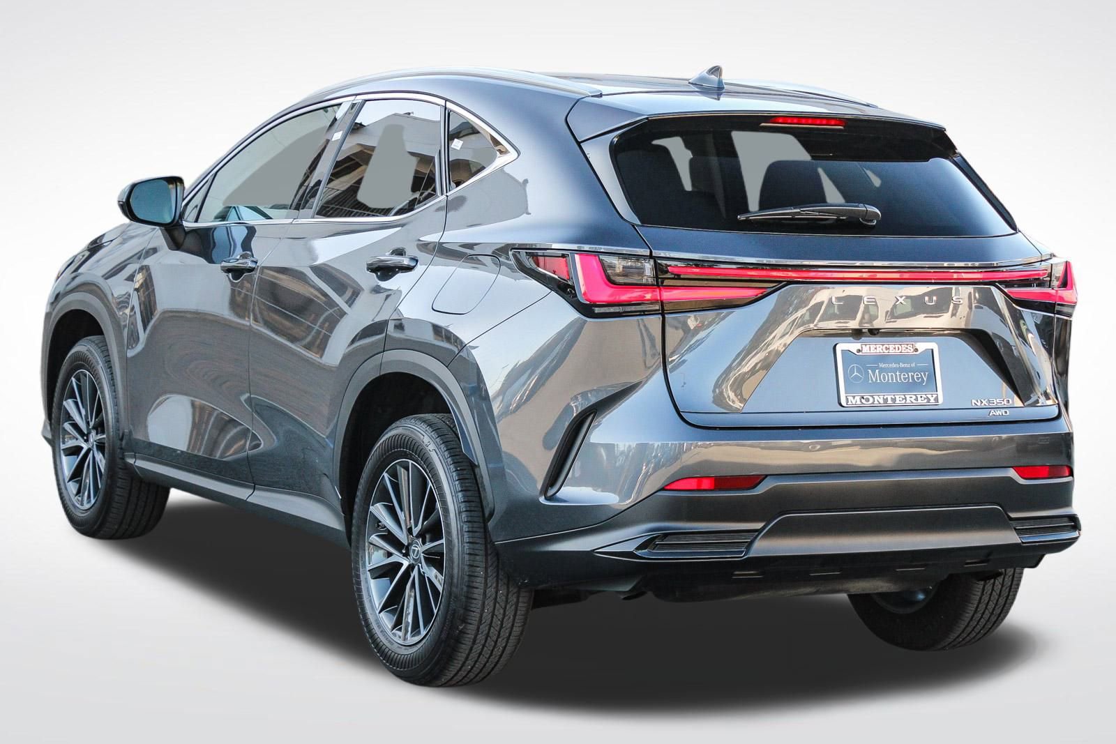 Used 2023 Lexus NX 350 AWD image 6
