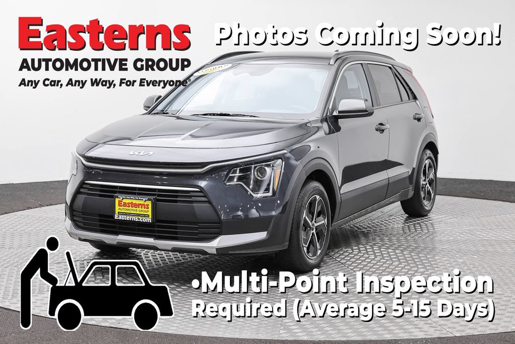 Used 2025 Kia Niro LX