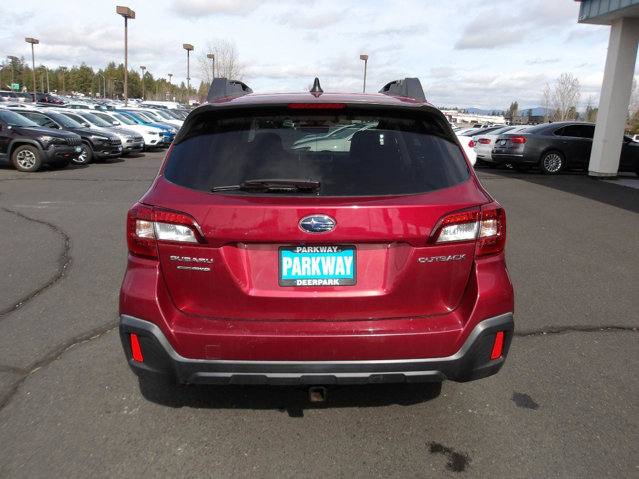Used 2018 Subaru Outback 2.5i Premium AWD/4WD image 4